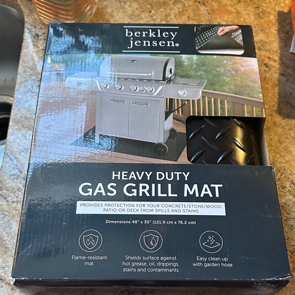 Heavy Duty Black Gas Grill Mat